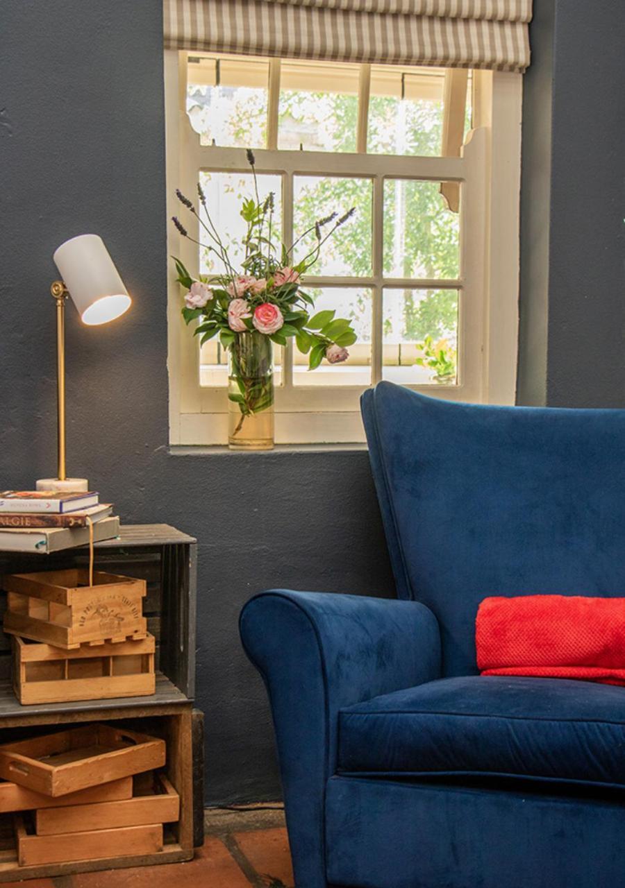 Via's Guesthouse Greyton Extérieur photo