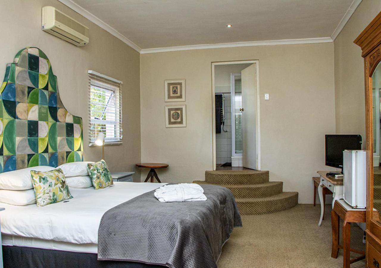 Via's Guesthouse Greyton Extérieur photo
